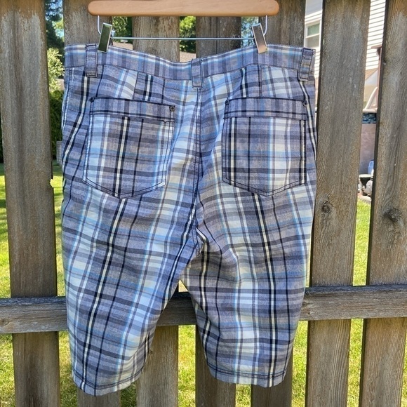 Men’s shots. 2 pairs IZOD 1 Pair INC size 36 - Picture 10 of 11